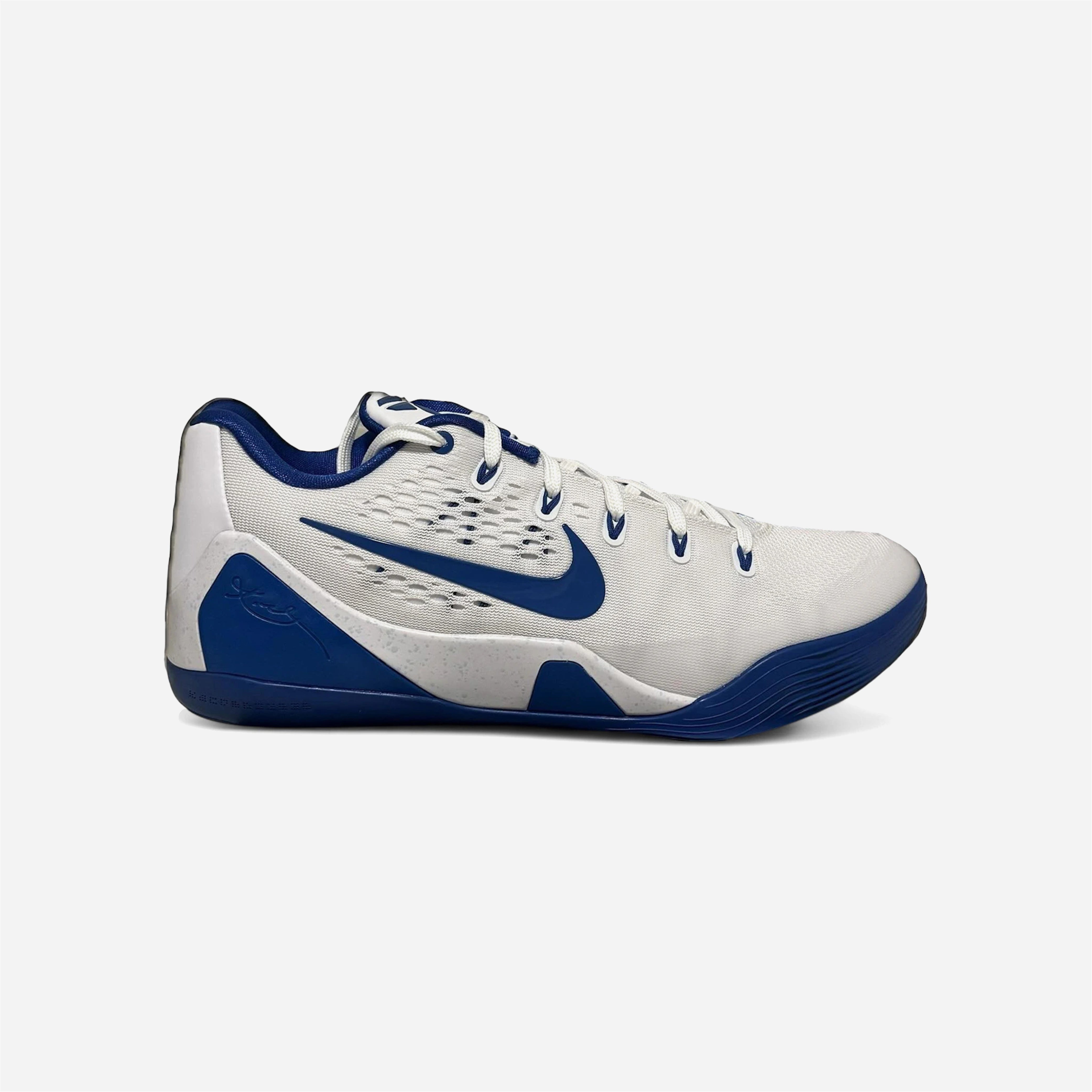 Nike Kobe 9 EM Low Protro Kentucky Wildcats PE White