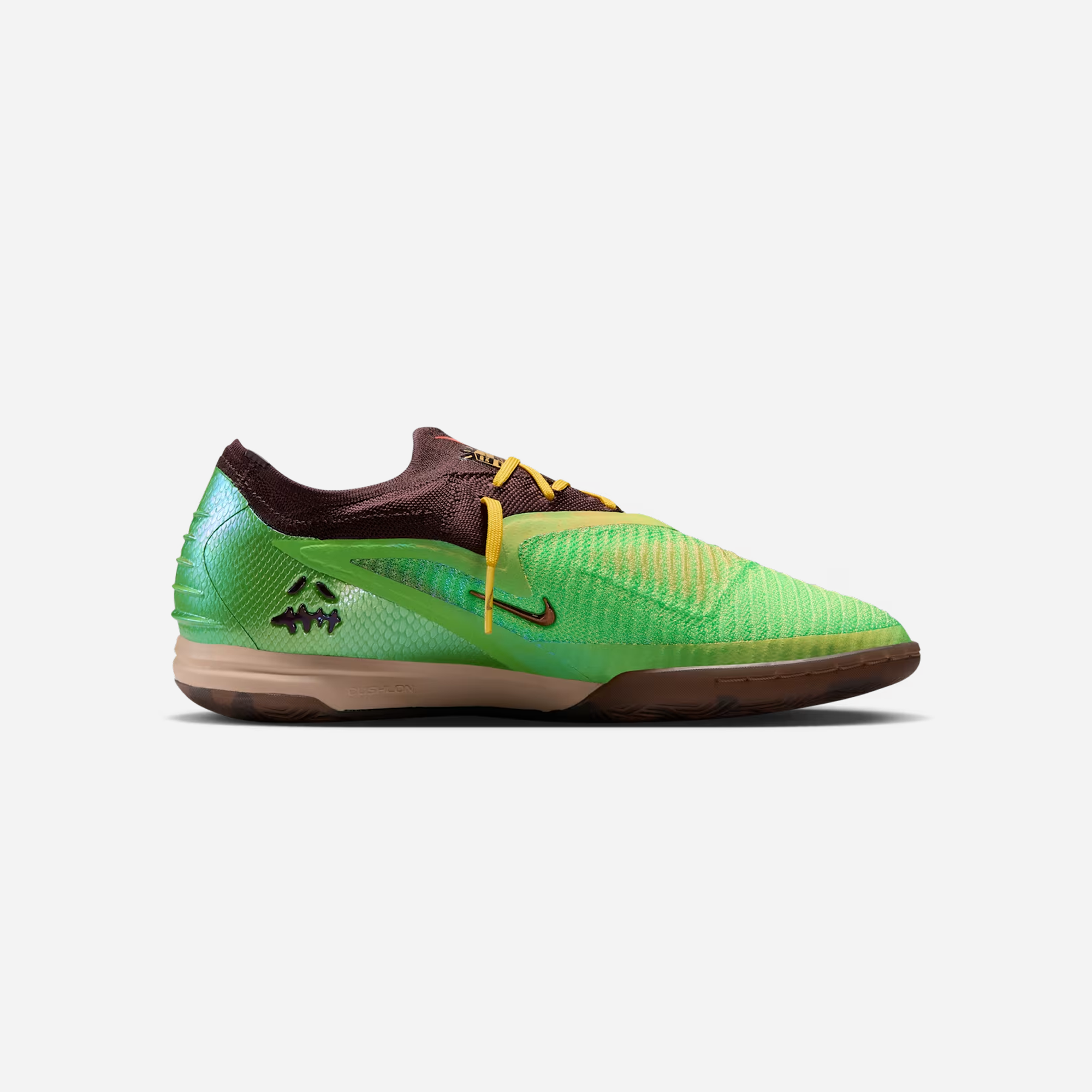 Nike Phantom 6 Low Indoor x Travis Scott Earth and Metallic Gold