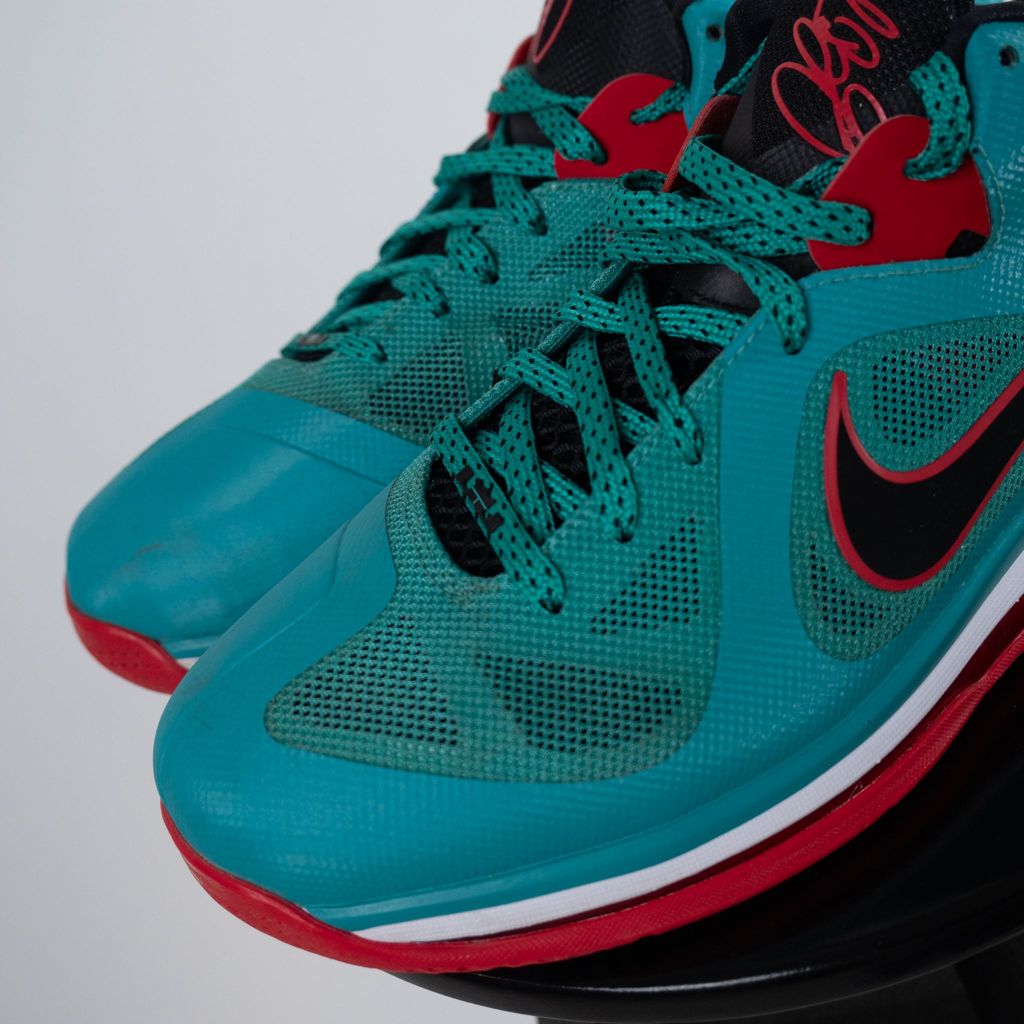 Nike Lebron 9 Low Liverpool (UK 11)