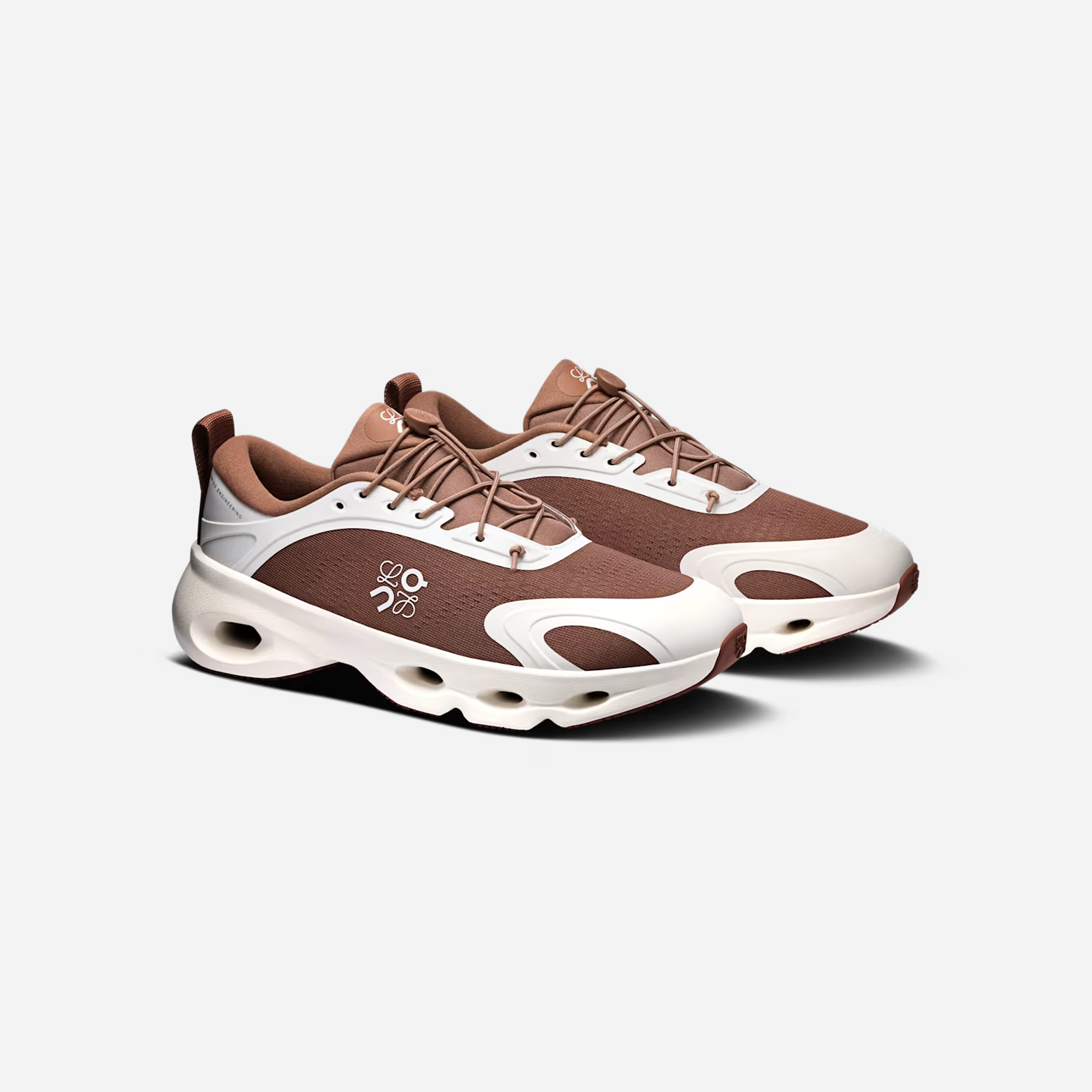 ON Running Cloudsolo LOEWE Taupe Eggshell WMNS