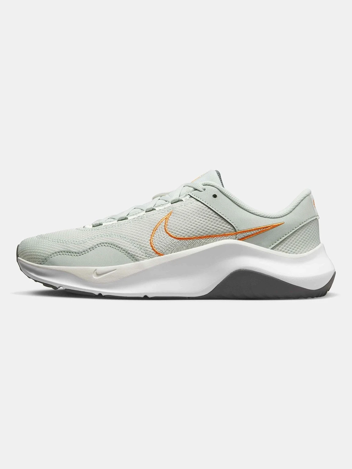 Nike Legend Essential 3 Next Nature Men Workout Shoes