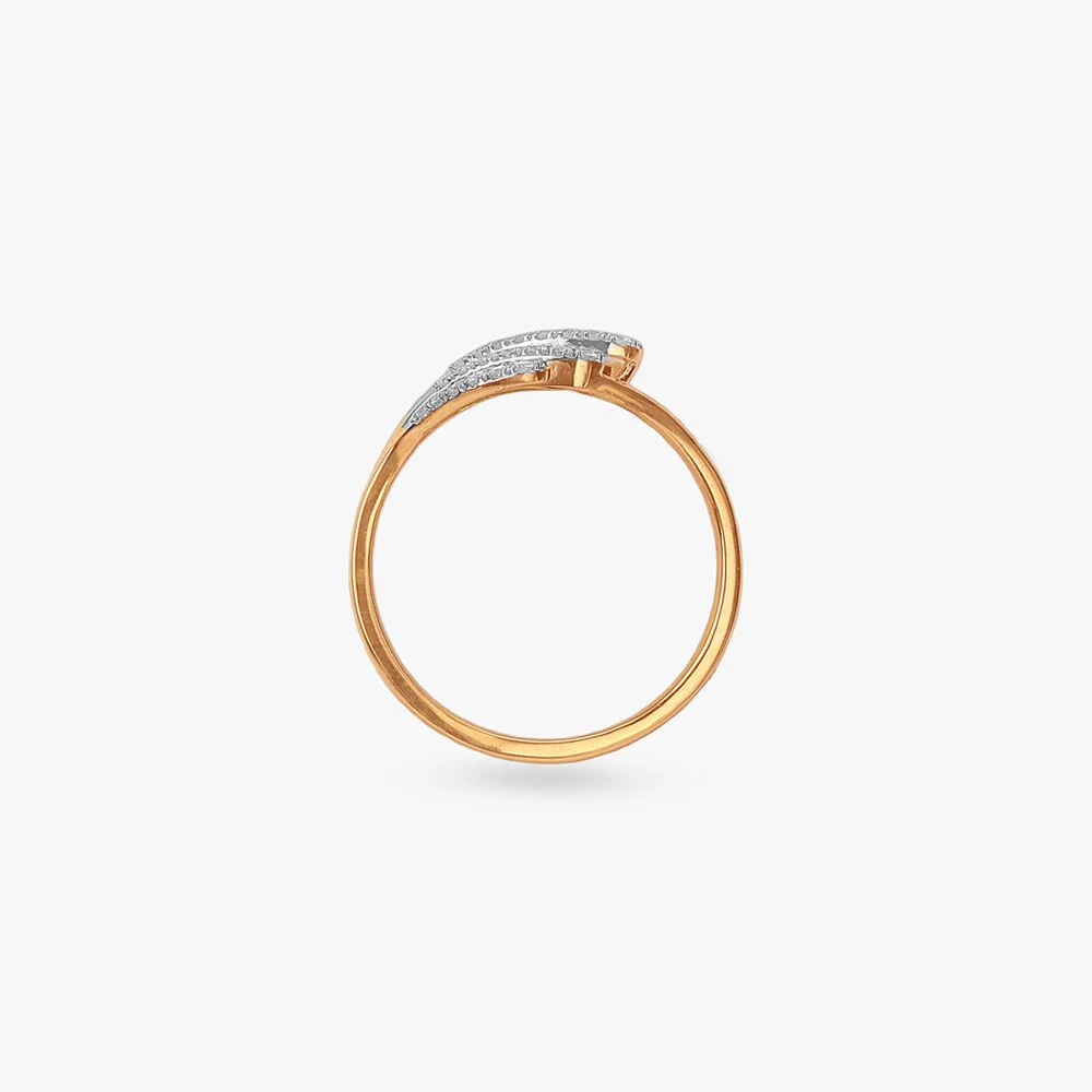 Verdant Wing Diamond Ring