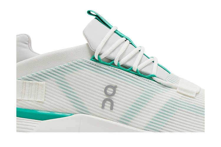 Cloudnova Void Undyed White Mint
