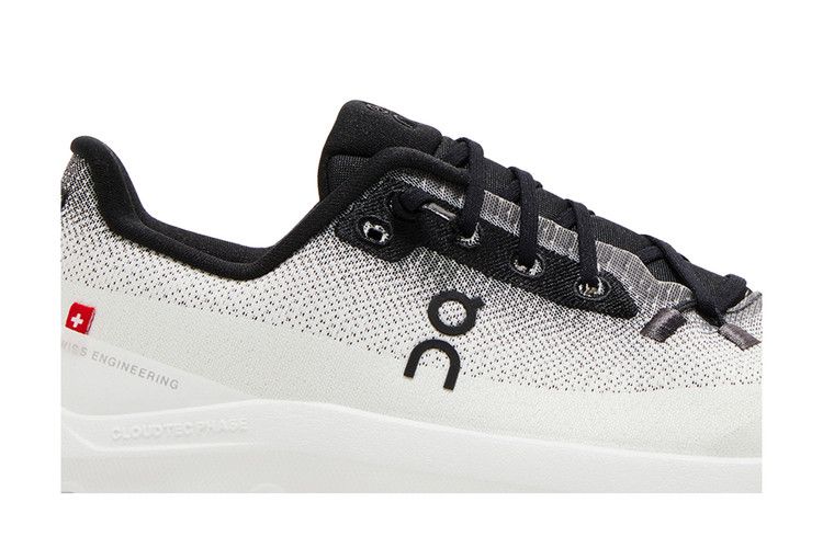 Wmns Cloudtilt 'Black Ivory'