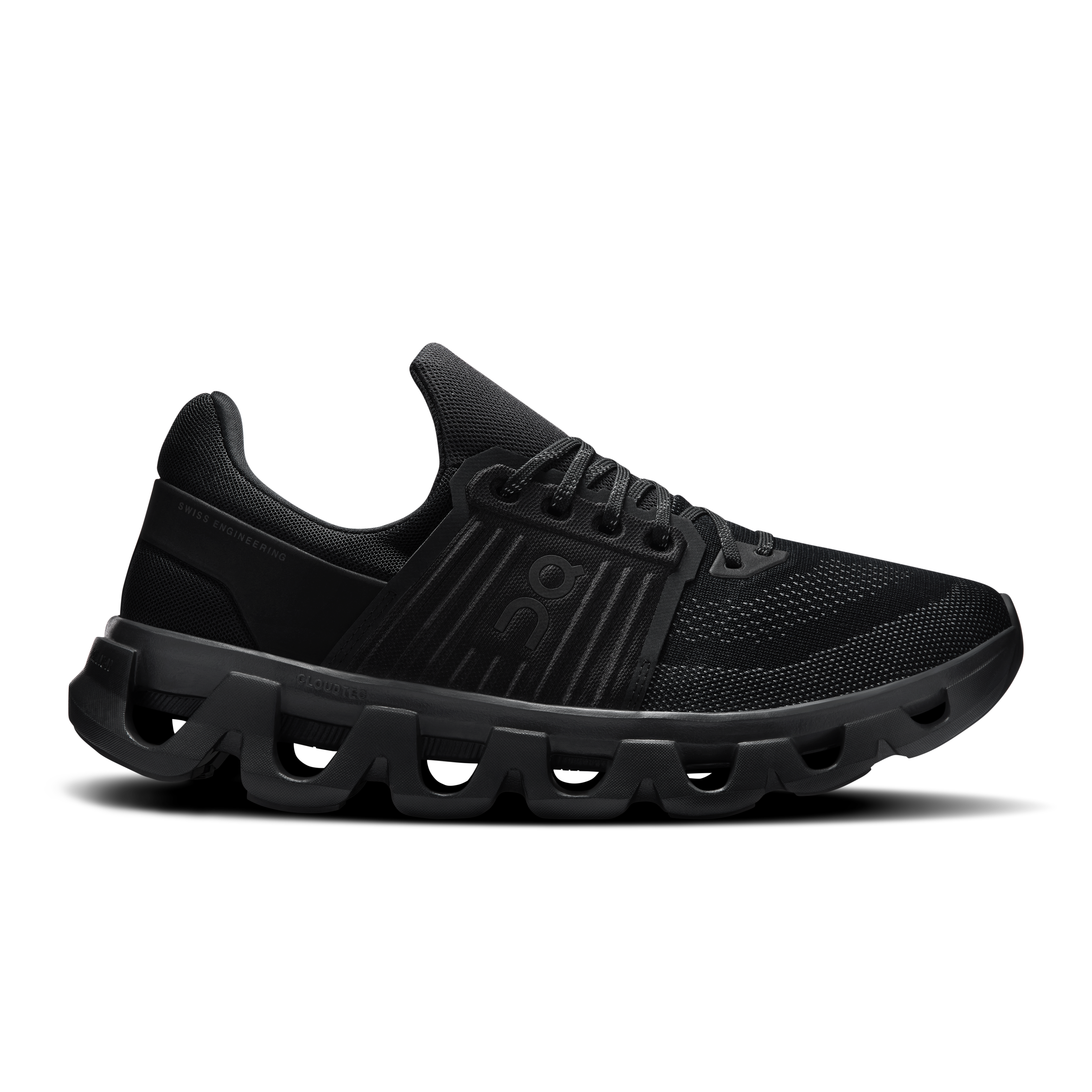 On running Cloudswift 4 AD Black | Black
