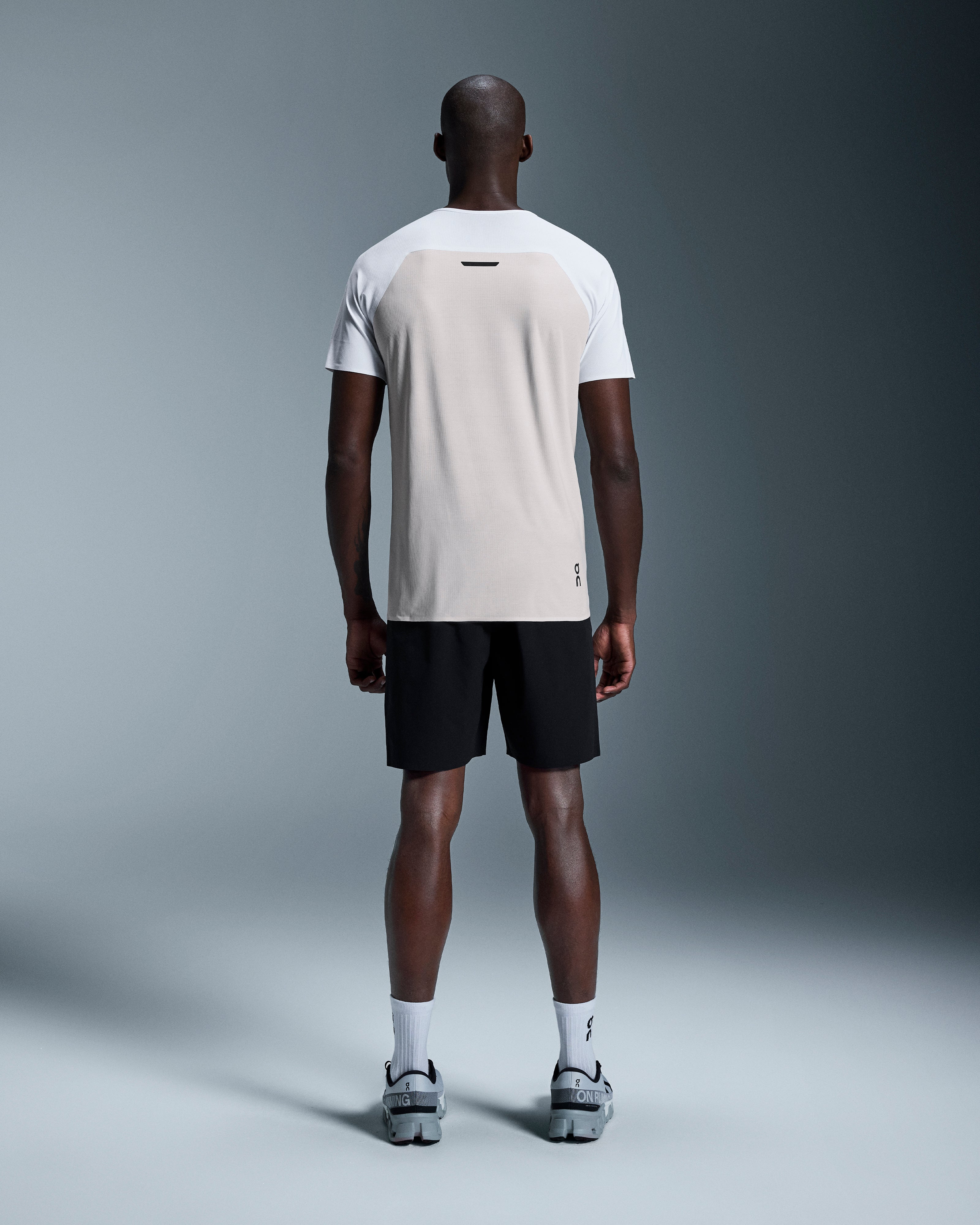 Performance-T White Silver
