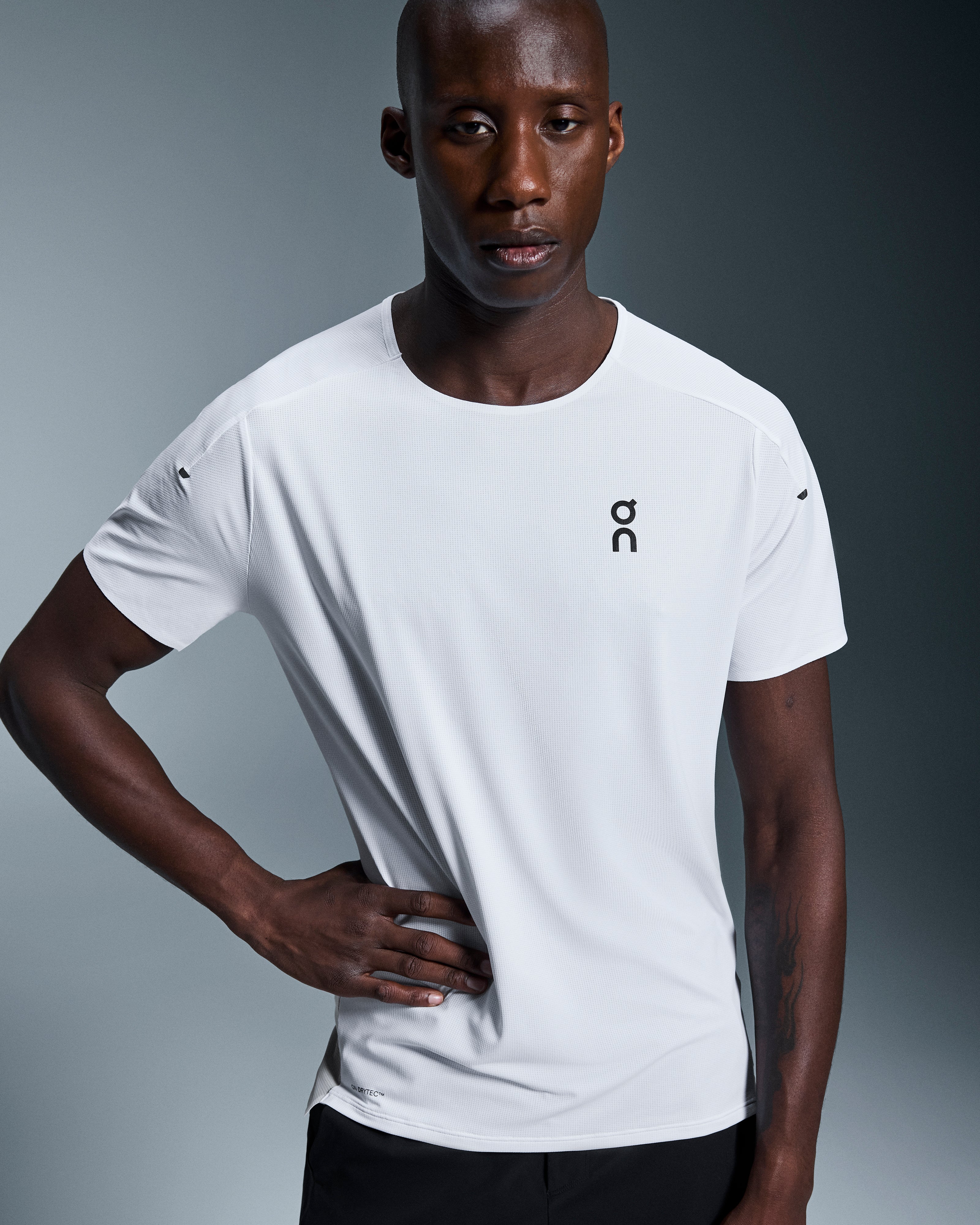 Performance-T White Silver